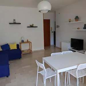 Quadrilocale Nuovissimo Con Parcheggio Privato /four-room, Super New, With Parking , Celle Ligure Italia